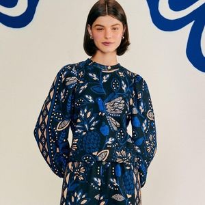 Farm Rio Blue Macaw sweatshirt